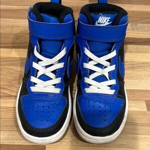 Nike Kids Black and Blue Sneakers
